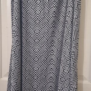 Roz & Ali Black and White Patterned Maxi Skirt